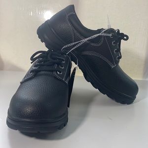 NWOB Skechers Men's Memory Foam ,Slip Resistance Black Air Cooled Steel Toe. 9